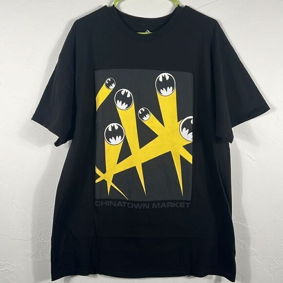 🔥🔥CONVERSE x CHINATOWN MARKET x BATMAN Graphic Tee - RARE - PERFECT - Size XL - Picture 2 of 6